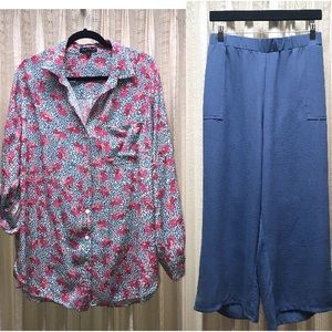 Beautiful Blouse & Capris Ensemble. EUC Size 2X